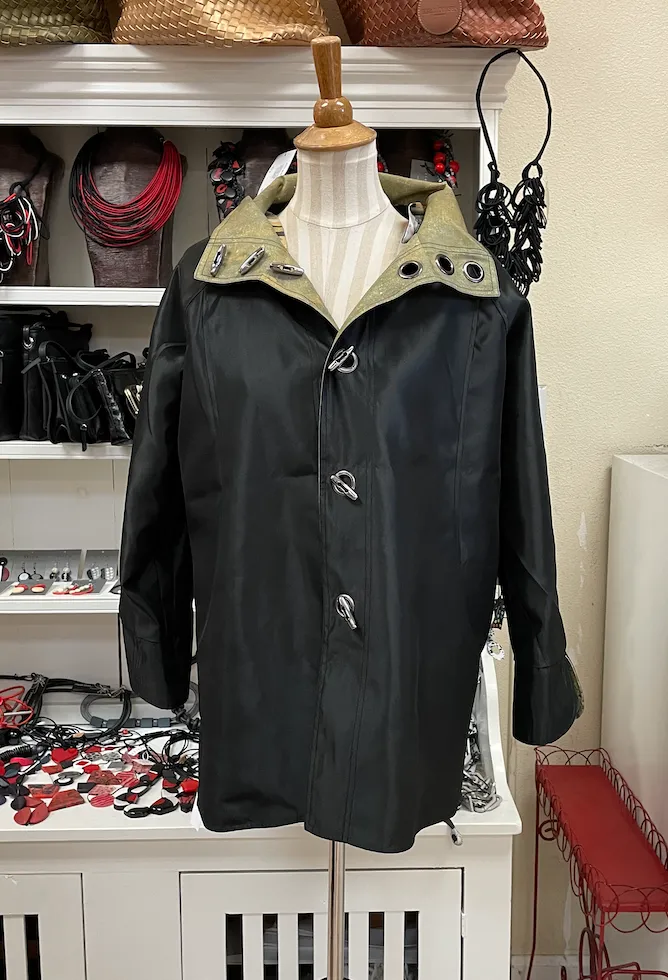 Oopera Raincoat - THE KISS (KLIMT) - J3240RW-2